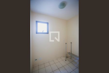 Apartamento à venda com 65m², 2 quartos e 1 vaga Apartamento à venda com 65m², 2 quartos e 1 vagaQuarto de Serviço