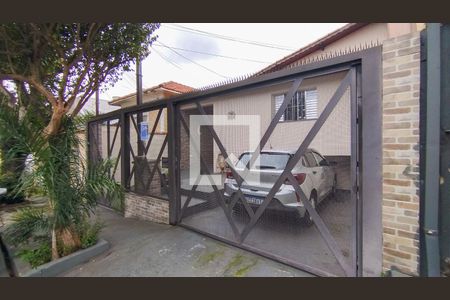 Casa à venda com 413m², 3 quartos e 2 vagasFachada + Placa