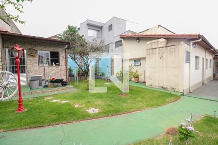 Casa à venda com 413m², 3 quartos e 2 vagasQuintal