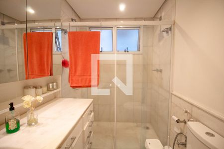 Apartamento à venda com 156m², 4 quartos e 3 vagas Apartamento à venda com 156m², 4 quartos e 3 vagasBanheiro da Suíte 3