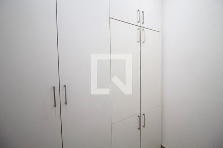 Apartamento à venda com 156m², 4 quartos e 3 vagas Apartamento à venda com 156m², 4 quartos e 3 vagasQuarto de serviço