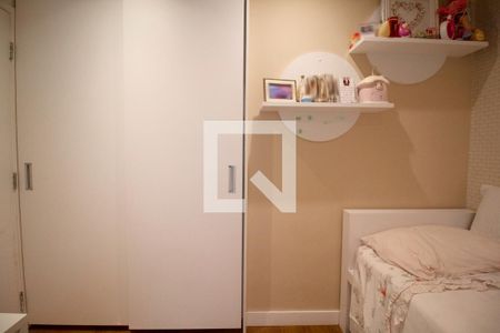 Apartamento à venda com 156m², 4 quartos e 3 vagas Apartamento à venda com 156m², 4 quartos e 3 vagasSuíte 2