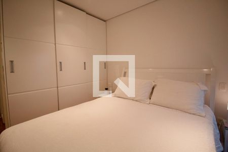 Apartamento à venda com 156m², 4 quartos e 3 vagas Apartamento à venda com 156m², 4 quartos e 3 vagasSuíte 3