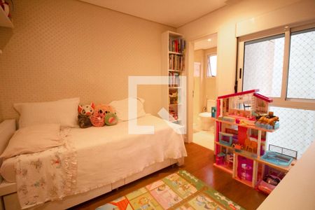 Apartamento à venda com 156m², 4 quartos e 3 vagas Apartamento à venda com 156m², 4 quartos e 3 vagasSuíte 2