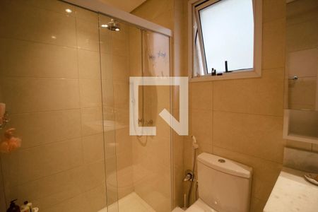 Apartamento à venda com 156m², 4 quartos e 3 vagas Apartamento à venda com 156m², 4 quartos e 3 vagasBanheiro da Suíte 2