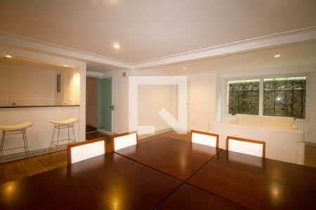 Apartamento à venda com 156m², 4 quartos e 3 vagas Apartamento à venda com 156m², 4 quartos e 3 vagasÁrea comum - Salão de festas