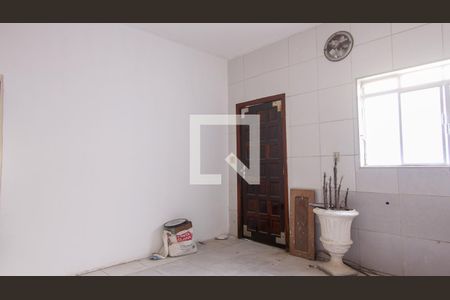 Casa para alugar com 148m², 2 quartos e 1 vagaBanheiro