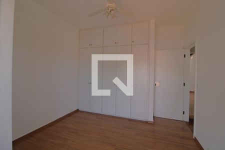 Casa à venda com 600m², 4 quartos e 8 vagasSuíte 2