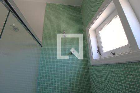 Casa à venda com 600m², 4 quartos e 8 vagasBanheiro da suíte 2