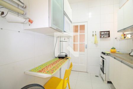 Apartamento para alugar com 53m², 2 quartos e sem vagaCozinha
