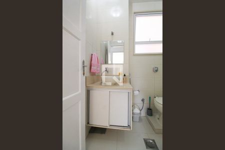 Apartamento para alugar com 53m², 2 quartos e sem vagaBanheiro social