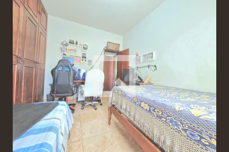 Casa à venda com 2500m², 3 quartos e 6 vagas Casa à venda com 2500m², 3 quartos e 6 vagasQuarto 1
