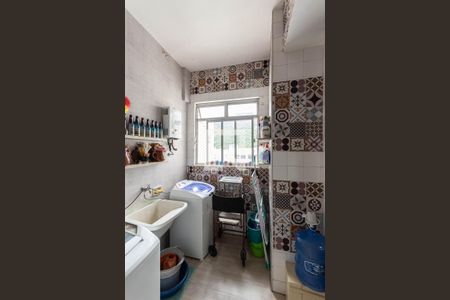 Apartamento à venda com 84m², 2 quartos e 1 vagaÁrea de Serviço