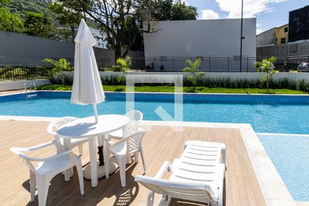 Apartamento para alugar com 43m², 2 quartos e sem vagaÁrea comum - Piscina