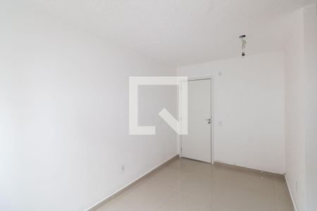Sala de apartamento para alugar com 2 quartos, 43m² em Guaratiba, Rio de Janeiro