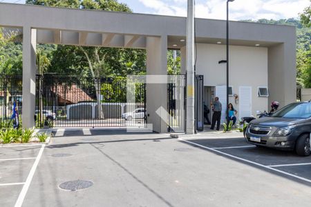 Apartamento para alugar com 43m², 2 quartos e sem vagaFachada e portaria