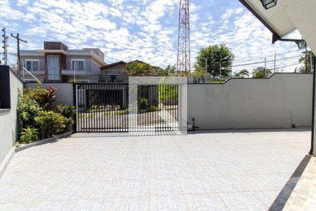 Casa à venda com 270m², 4 quartos e 5 vagasÁrea externa 