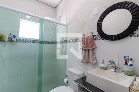 Casa à venda com 270m², 4 quartos e 5 vagasBanheiro Quarto 3