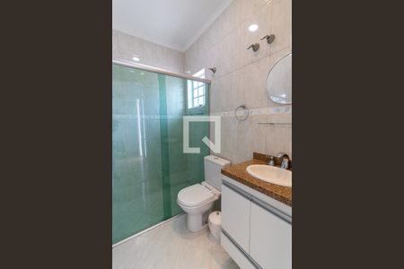 Casa à venda com 270m², 4 quartos e 5 vagasBanheiro Quarto 2