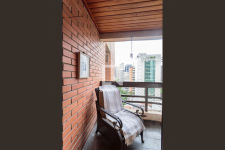 Apartamento à venda com 64m², 1 quarto e 1 vagavaranda