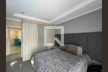 Casa de condomínio para alugar com 320m², 3 quartos e 3 vagasQuarto 2