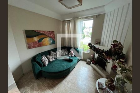 Casa de condomínio para alugar com 320m², 3 quartos e 3 vagasSala