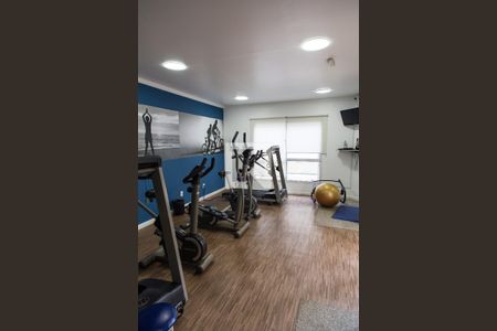 Apartamento para alugar com 65m², 2 quartos e 1 vaga Apartamento para alugar com 65m², 2 quartos e 1 vagaÁrea comum - Academia