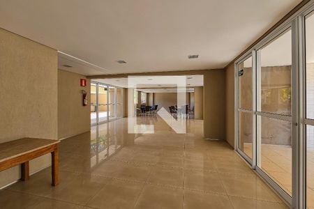 Apartamento à venda com 198m², 4 quartos e 4 vagas Apartamento à venda com 198m², 4 quartos e 4 vagasÁrea comum - Salão de festas