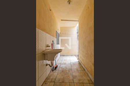 Casa para alugar com 60m², 1 quarto e sem vagaÁrea de Serviço