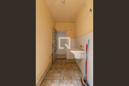 Casa para alugar com 60m², 1 quarto e sem vagaÁrea de Serviço