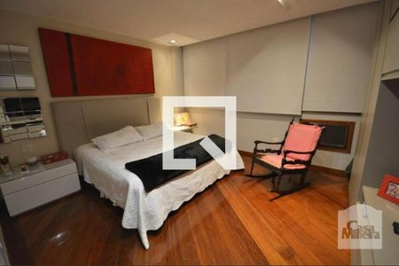 Apartamento à venda com 276m², 4 quartos e 4 vagasQuarto 4