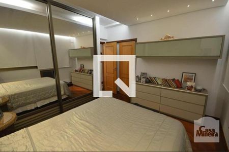 Apartamento à venda com 276m², 4 quartos e 4 vagasQuarto