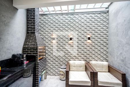 Casa à venda com 120m², 3 quartos e 2 vagasÁrea de serviço