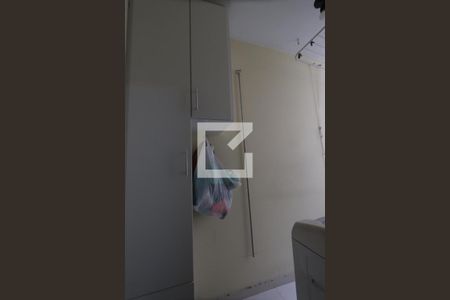 Casa à venda com 100m², 3 quartos e sem vagaLavanderia