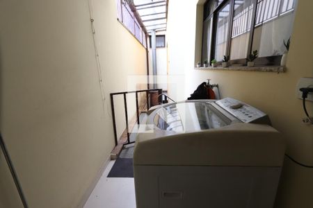 Casa à venda com 100m², 3 quartos e sem vagaLavanderia