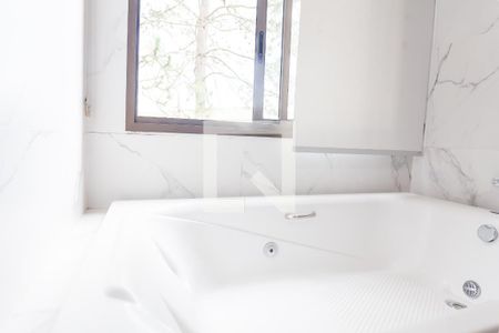 Casa de condomínio à venda com 251m², 4 quartos e 4 vagasbanheiro suite master