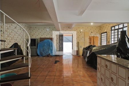 Casa à venda com 310m², 5 quartos e 4 vagas Casa à venda com 310m², 5 quartos e 4 vagasSalão