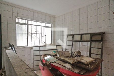 Casa à venda com 310m², 5 quartos e 4 vagas Casa à venda com 310m², 5 quartos e 4 vagasCasa de hóspede - cozinha