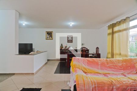 Sala de casa à venda com 5 quartos, 310m² em Parque Sao Domingos, São Paulo