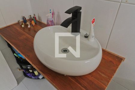 Casa à venda com 310m², 5 quartos e 4 vagas Casa à venda com 310m², 5 quartos e 4 vagasBanheiro da Suíte