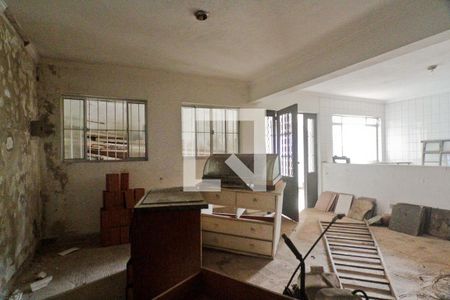 Casa à venda com 310m², 5 quartos e 4 vagas Casa à venda com 310m², 5 quartos e 4 vagasCasa de hóspede - sala