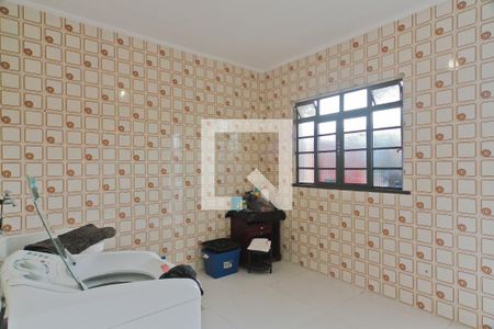 Casa à venda com 310m², 5 quartos e 4 vagas Casa à venda com 310m², 5 quartos e 4 vagasÁrea de Serviço