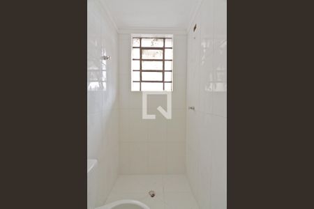 Casa à venda com 310m², 5 quartos e 4 vagas Casa à venda com 310m², 5 quartos e 4 vagasÁrea de Serviço