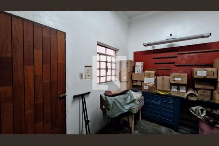 Casa à venda com 209m², 3 quartos e 2 vagasDepósito