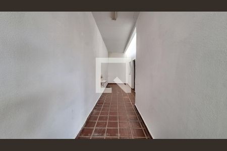 Casa à venda com 209m², 3 quartos e 2 vagasCorredor