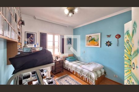 Casa à venda com 209m², 3 quartos e 2 vagasQuarto 2