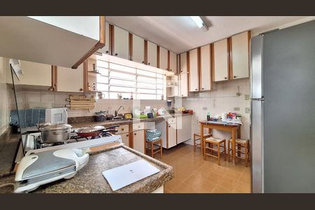 Casa à venda com 209m², 3 quartos e 2 vagasCozinha