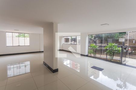 Apartamento à venda com 155m², 4 quartos e 3 vagas Apartamento à venda com 155m², 4 quartos e 3 vagasHall de Entrada