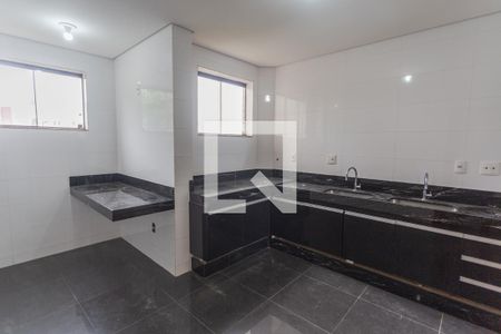 Apartamento à venda com 155m², 4 quartos e 3 vagas Apartamento à venda com 155m², 4 quartos e 3 vagasCozinha