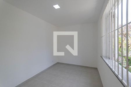 Quarto 1 de apartamento à venda com 3 quartos, 100m² em Grajaú, Rio de Janeiro